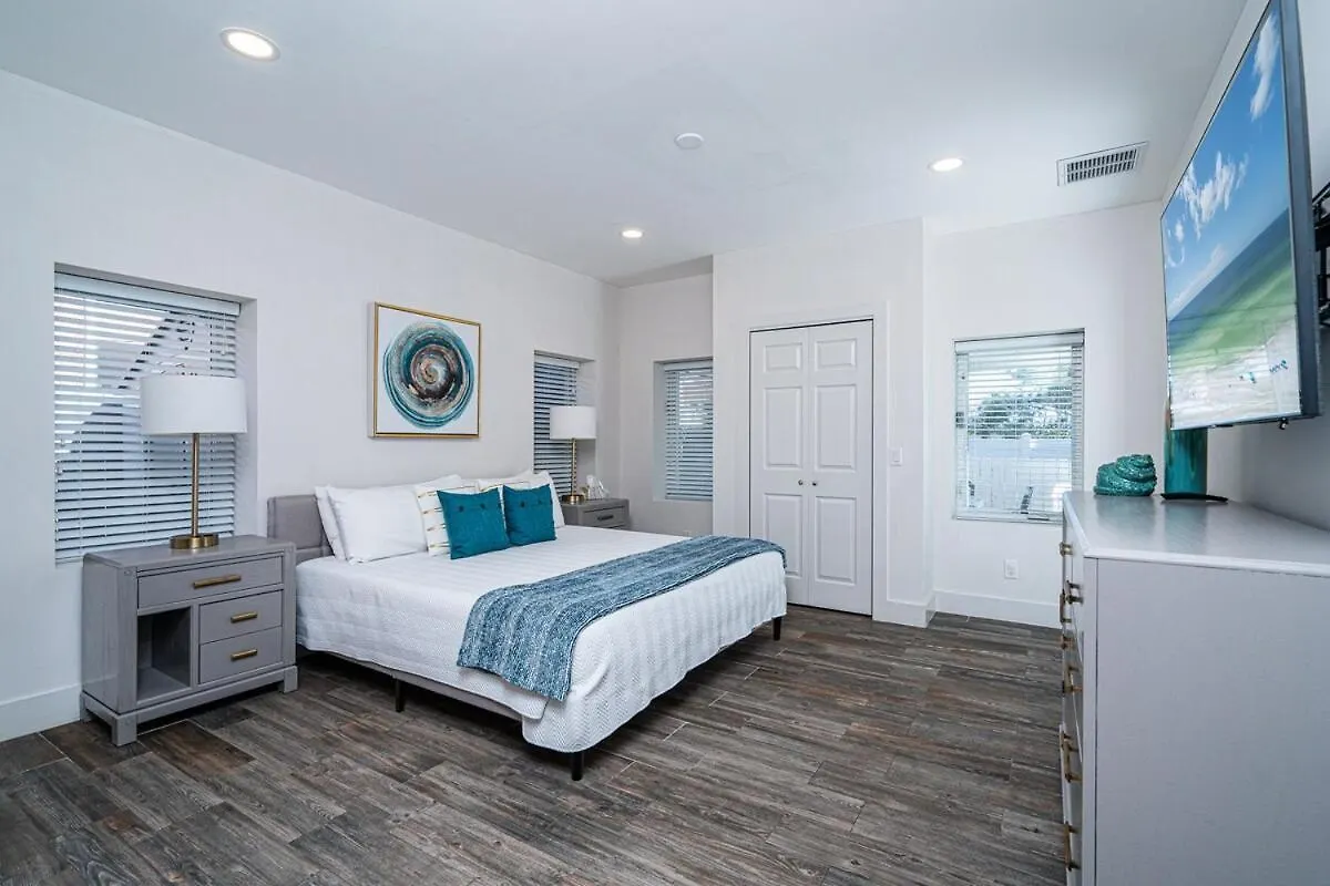Private Beach, Heated Pool, Gulf Beach Front بنما سيتي بيتش