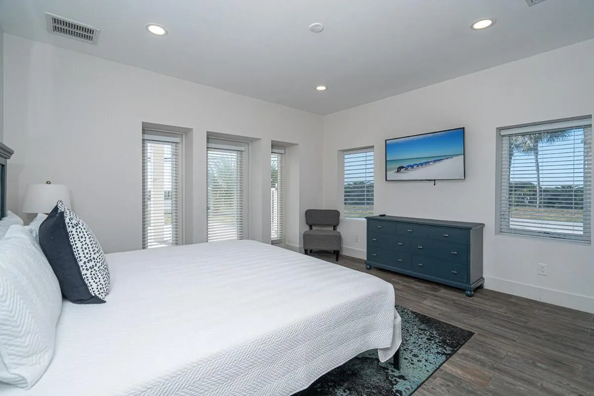 Private Beach, Heated Pool, Gulf Beach Front بنما سيتي بيتش بيت للعطل