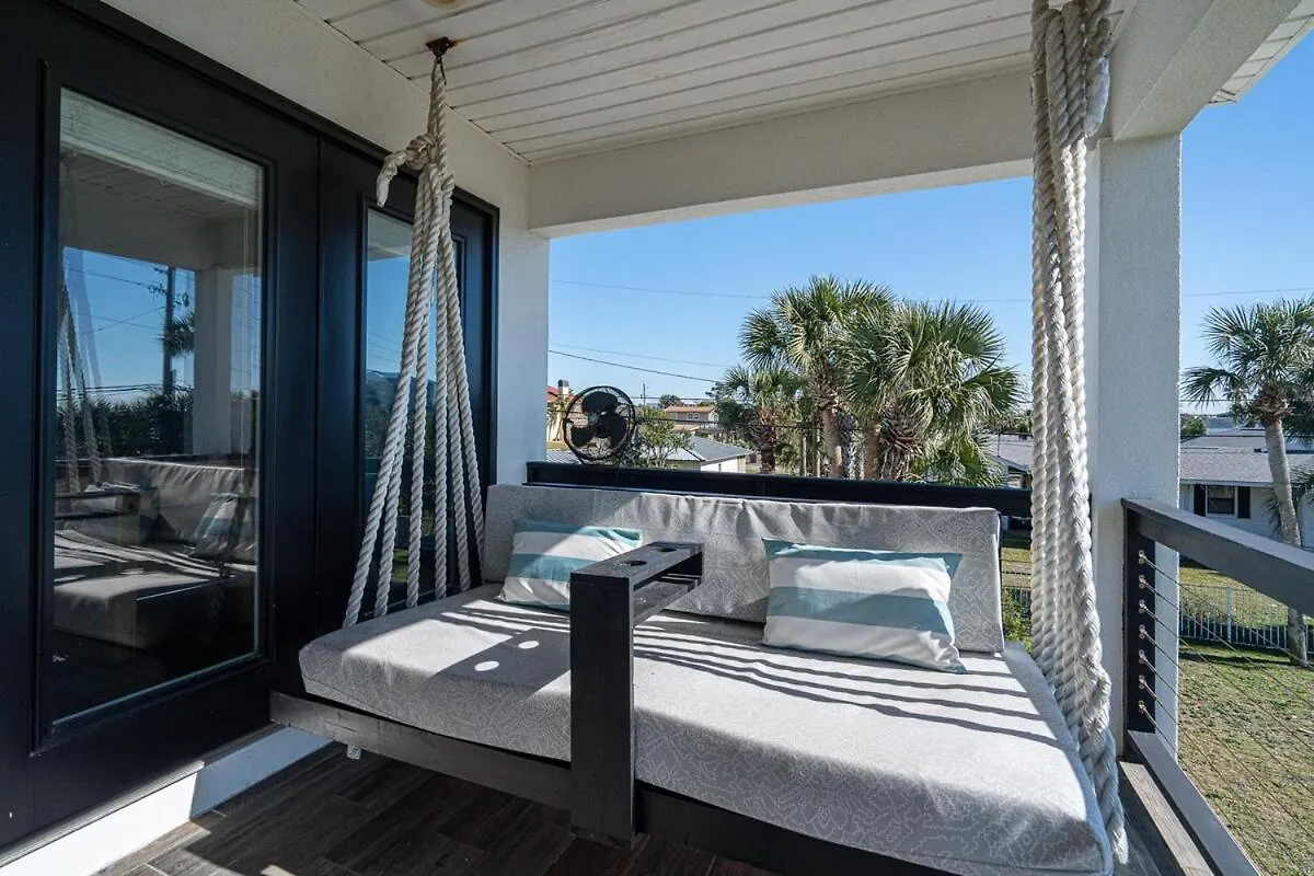 Private Beach, Heated Pool, Gulf Beach Front بنما سيتي بيتش بيت للعطل